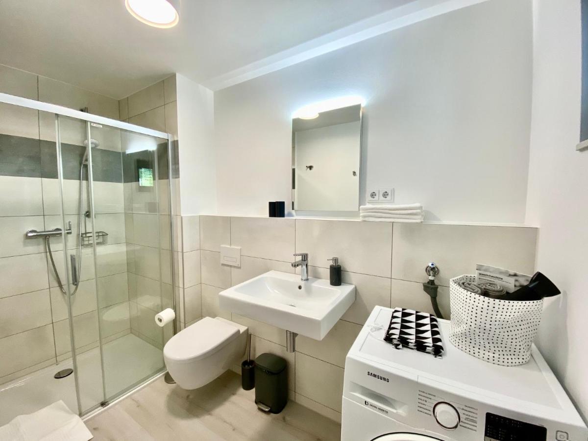 Appartamento Modernes Apartment, Terrasse Und Garten Am Lilienthalpark Im Suedwesten Berlins *