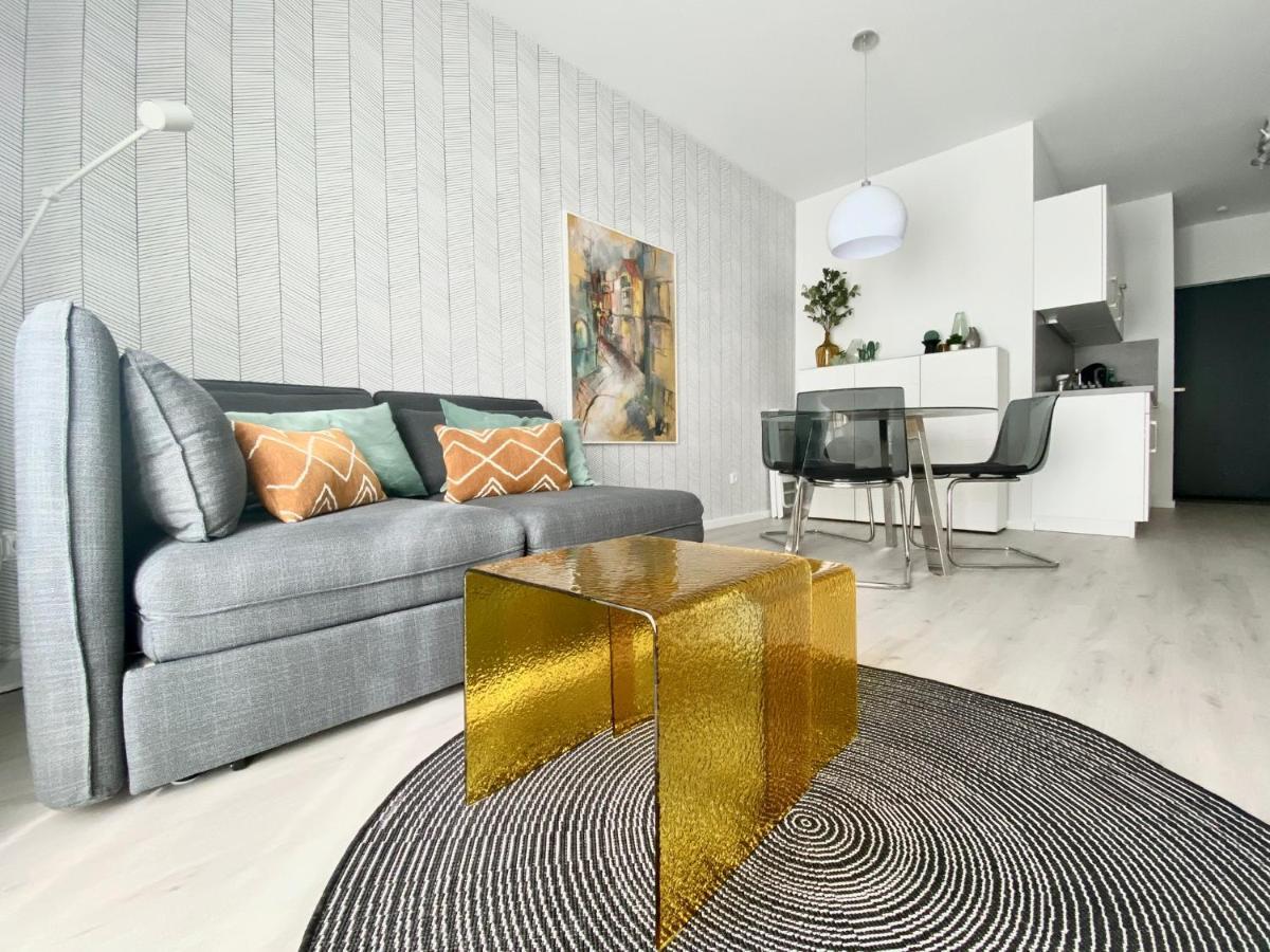 Appartamento Modernes Apartment, Terrasse Und Garten Am Lilienthalpark Im Suedwesten Berlins *