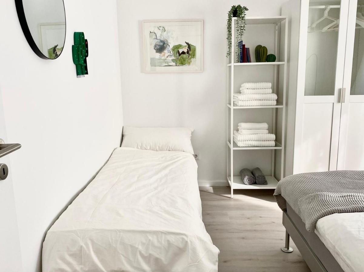 Apartment Modernes Apartment, Terrasse Und Garten Am Lilienthalpark Im Suedwesten Berlins *